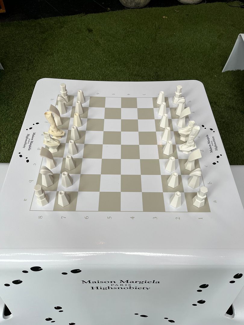 Tabi chess