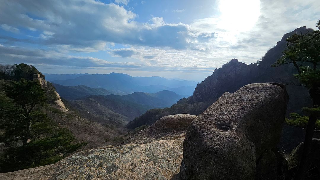 The hidden scenery of Songnisan Mountain! korea.-240405