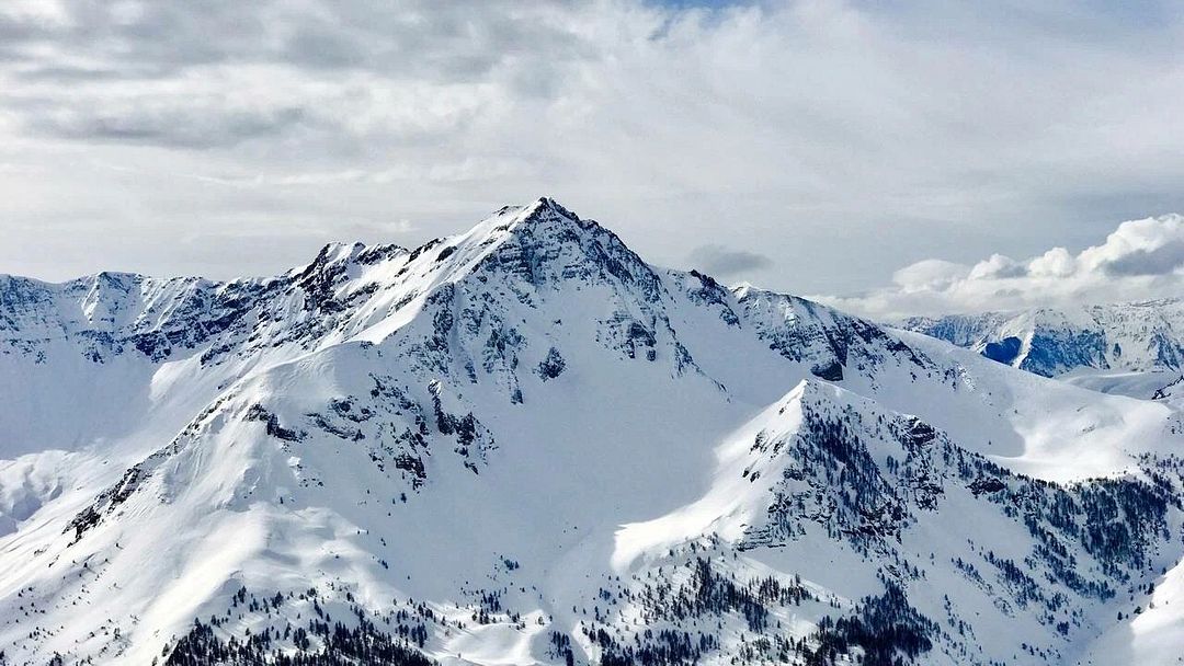 snow and mountains