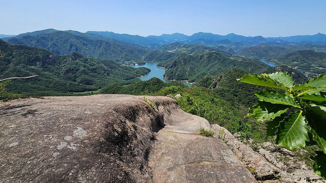 The overwhelming view of Mt. Gaeun.  240518 Jecheon, Chungcheongbuk-do, Korea