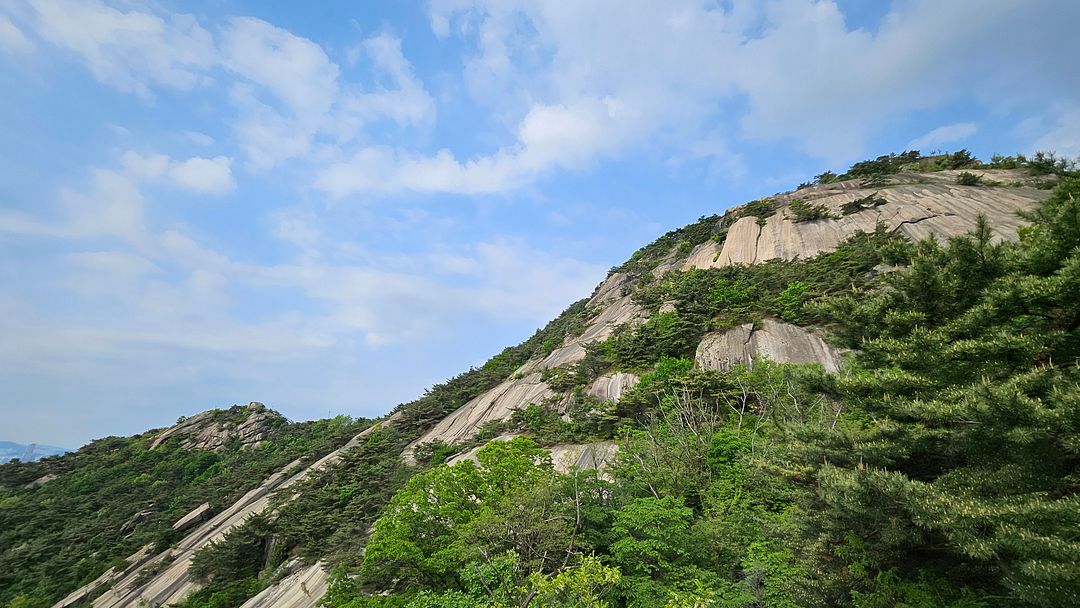 A panoramic view of Inwangsan Mountain #111  Seoul, Korea 240501