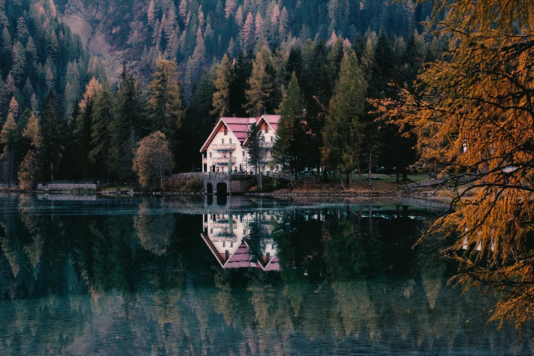 reflection-nature-water-lake-sky-tree-natural-landscape-leaf-house-wilderness-mountain-autumn-river-woody-plant-landscape-atmosphere-tarn-plant-home-reservoir-cloud-rural-area-winter-national-park-pond-lake-