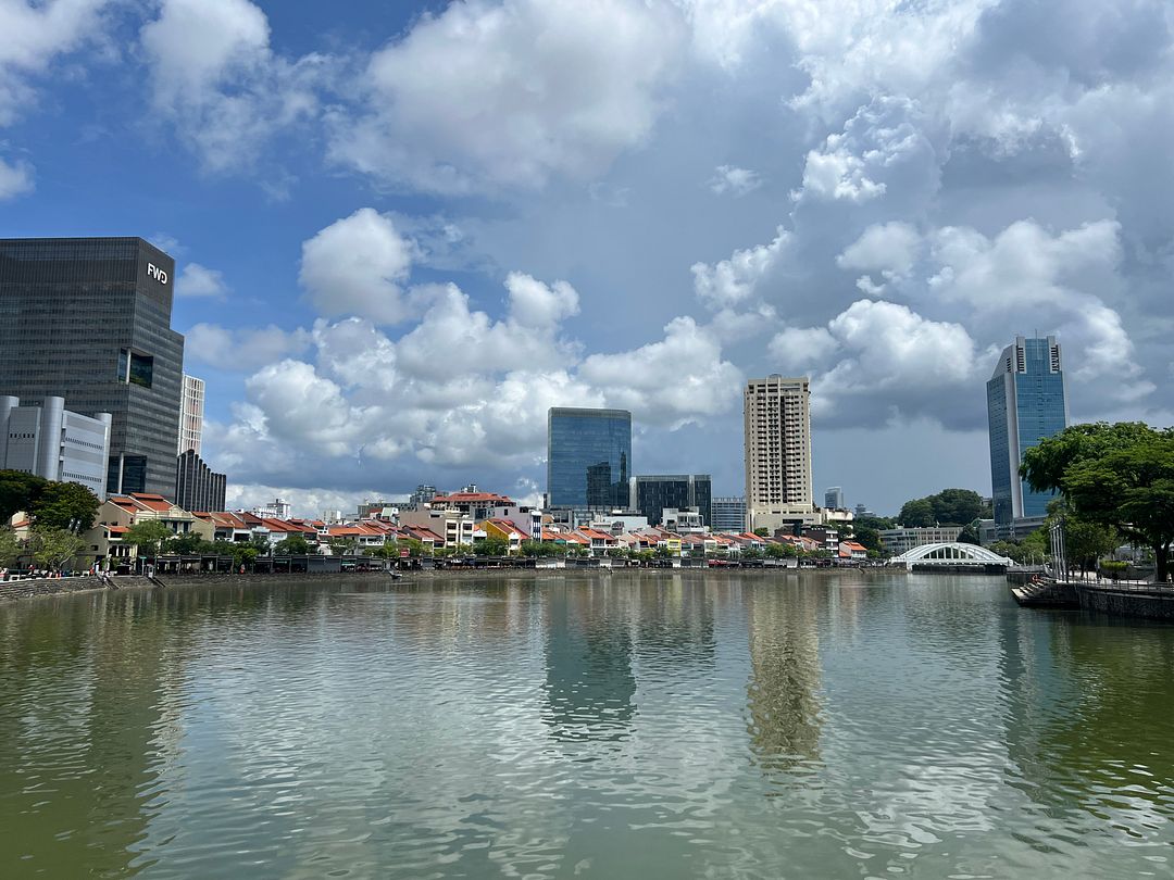 The cloudy sky over Boat Quay