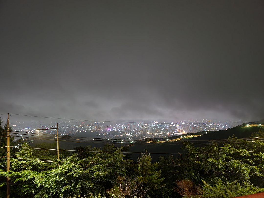 A foggy night in Seoul, Korea