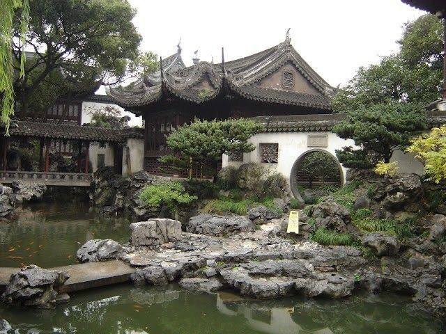 Chinese house by the pond